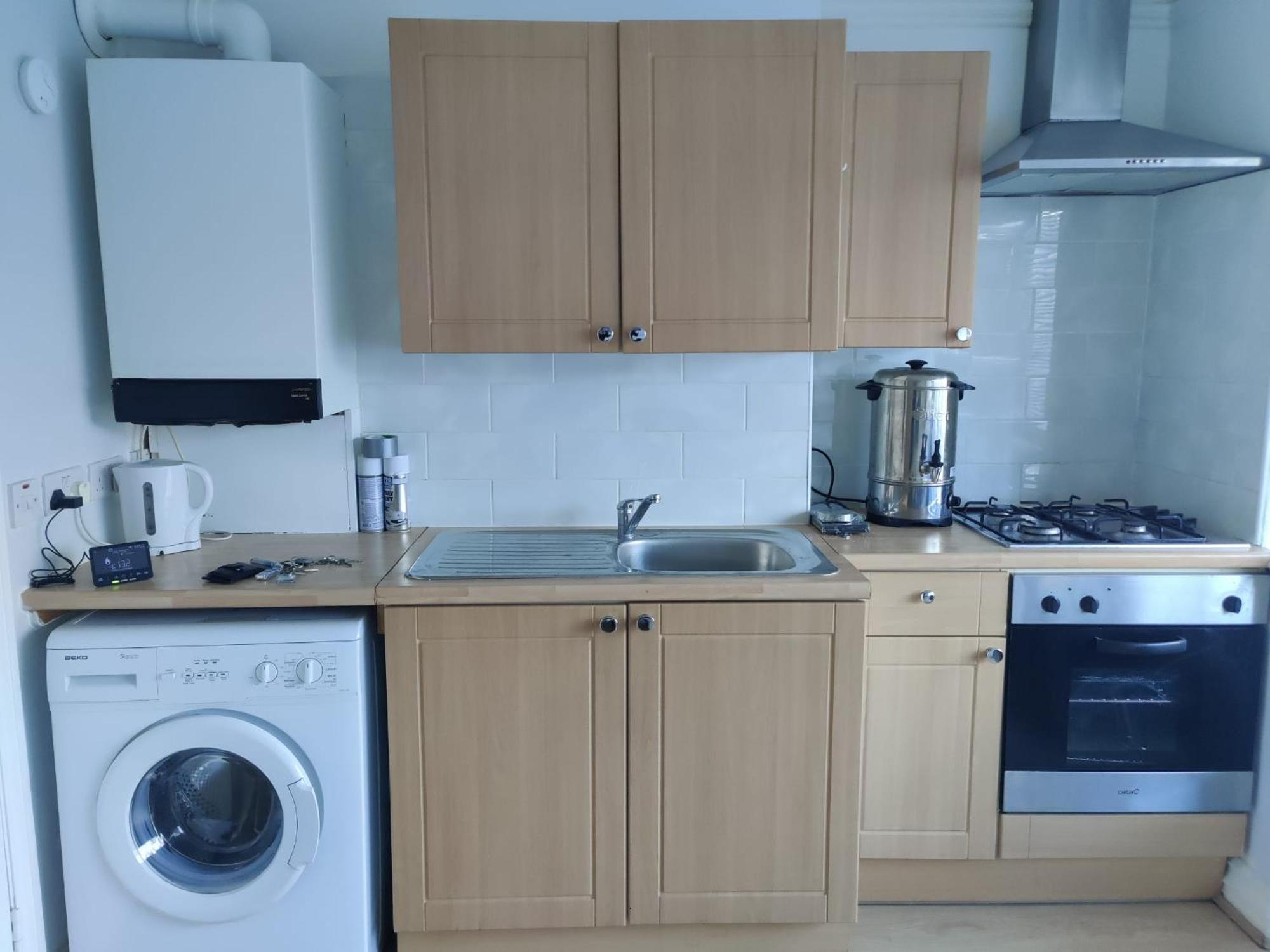 Appartamento Studio On Golders Green Road Londra Esterno foto